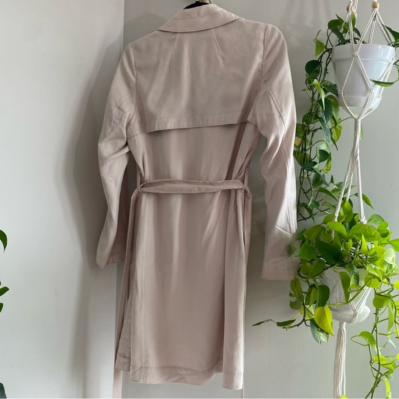 Aritzia Babaton Maximo Trench Coat - Picture 5 of 5